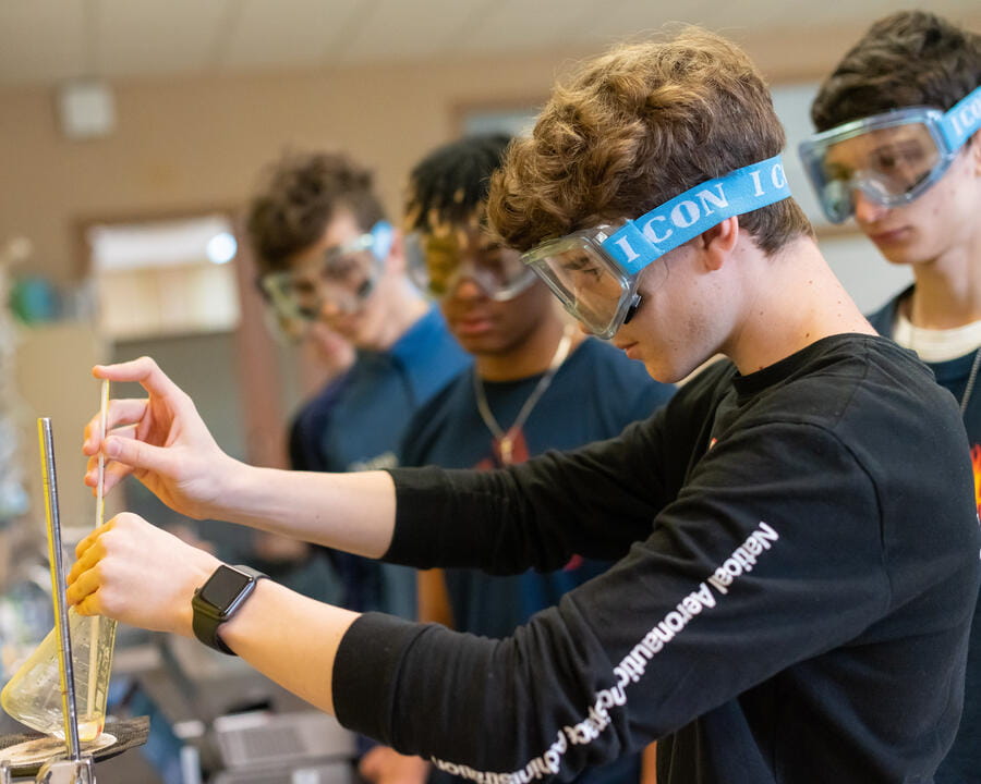 Image_DAIS_2022_science lab_2