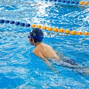 大连美国国际学校 |Outstanding Experiences  - 04 - Feature Cards Pattern - Sports