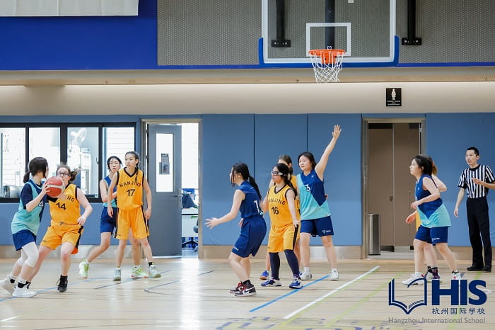 Girls game Dalian vs. Nanjing