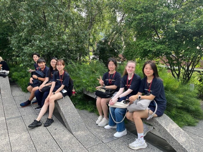 Suah Lee and other students during the UNICEF summit