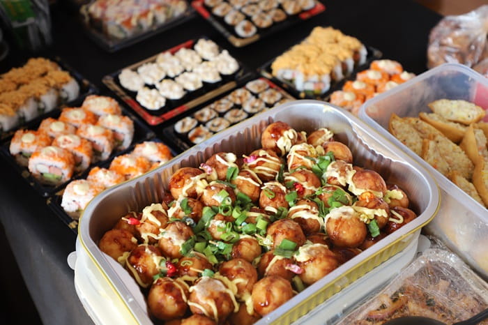 Thanksgiving luncheon food