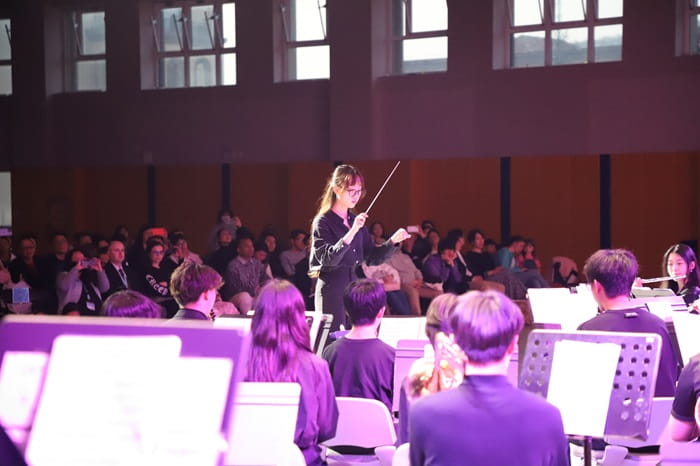 Suah Lee as a conductor