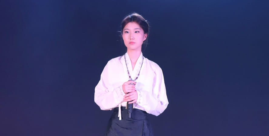 Bella Wei, DHS Class of 2024