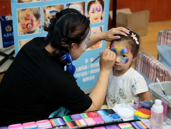 face painting