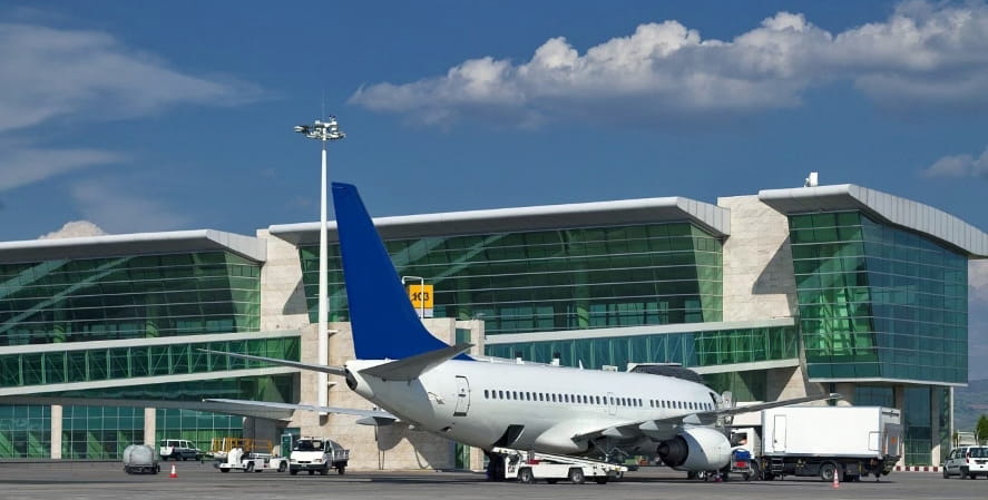 Summer service trips - airport