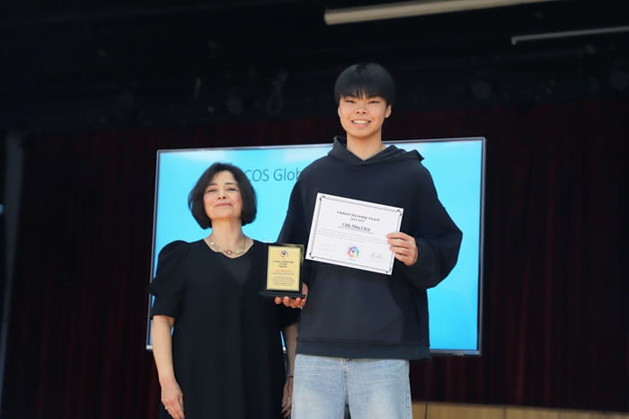 EARCOS Global Citizen Award