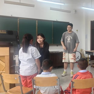 volunteer teaching