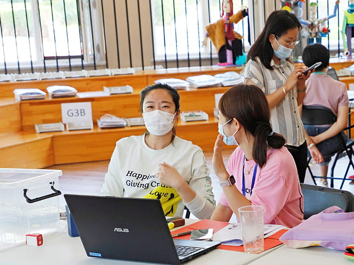 Excellent Distance Education: Honoring DAIS Teachers - Distance Learning